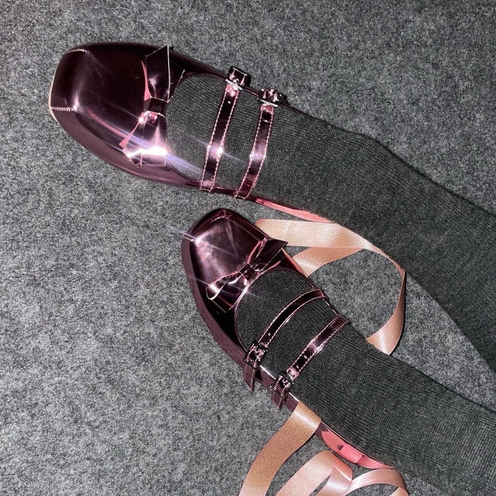 Gisele Flat ballet shoes by Japanese label AKIKOAOKI x THREE TREASURES